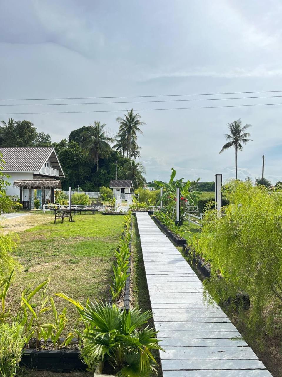 Tok Abah Homestay *